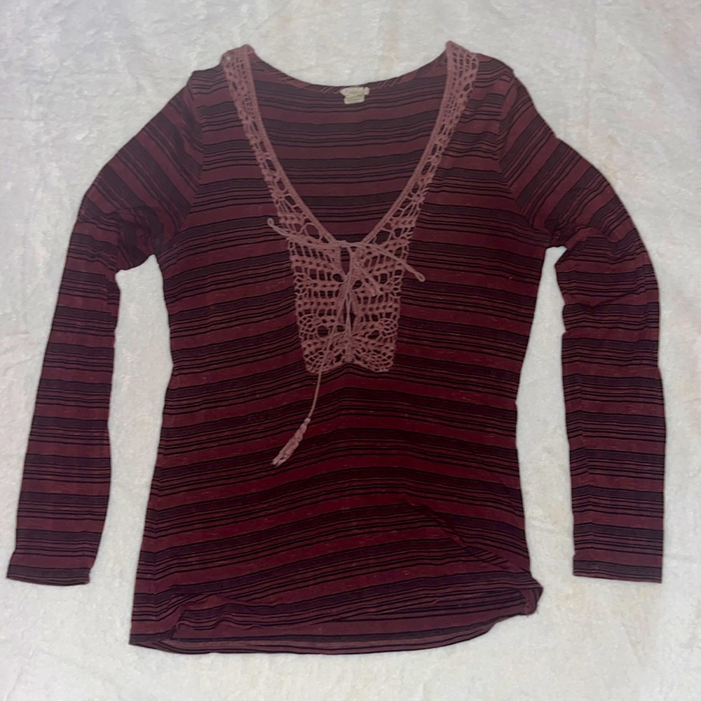 Gimmicks top by BKE